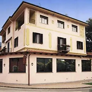 La Bussola Hotel