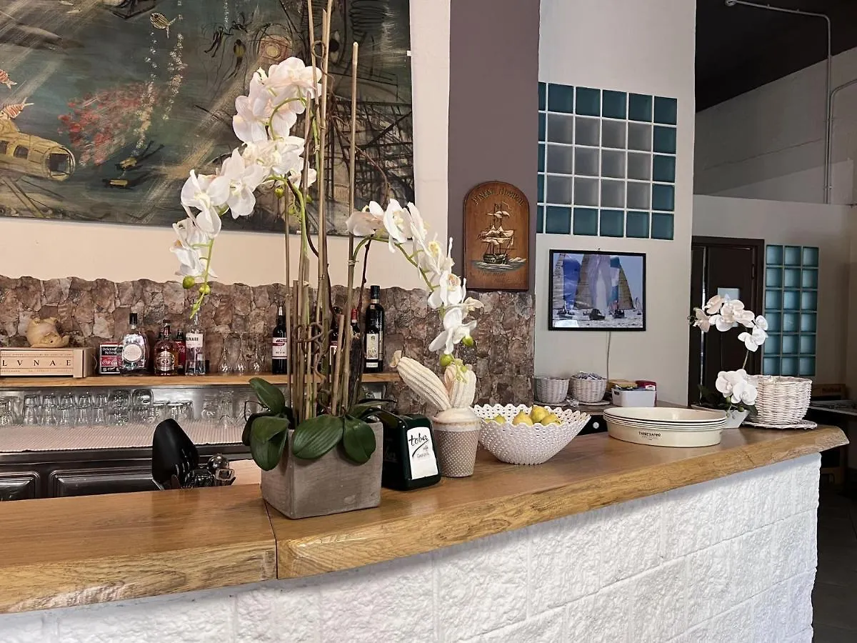 Eden Hotel 데이바마리나 2*,  이탈리아